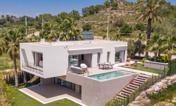 Nybyggeri - Villa -
Dehesa de Campoamor