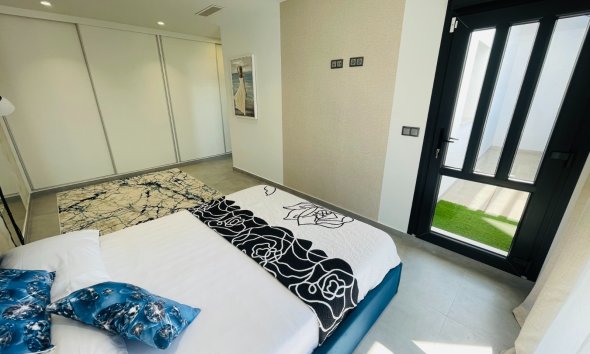 Nybyggeri - Villa -
Torrevieja