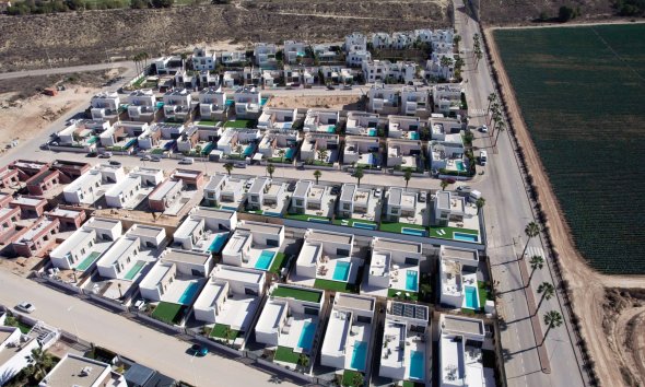 Obra nueva - Villa -
Algorfa