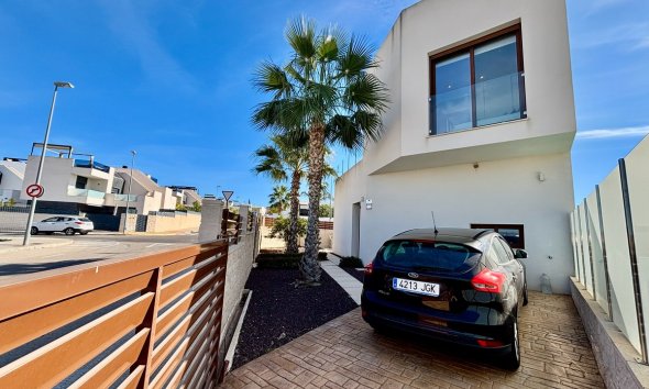 Nybyggeri - Villa -
Benijofar