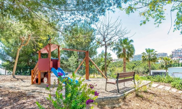 Gensalg - Lejlighed -
Orihuela Costa - Las Colinas Golf Resort