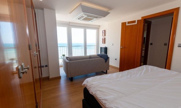Resale - Apartment -
Torrevieja - Playa Del Cura