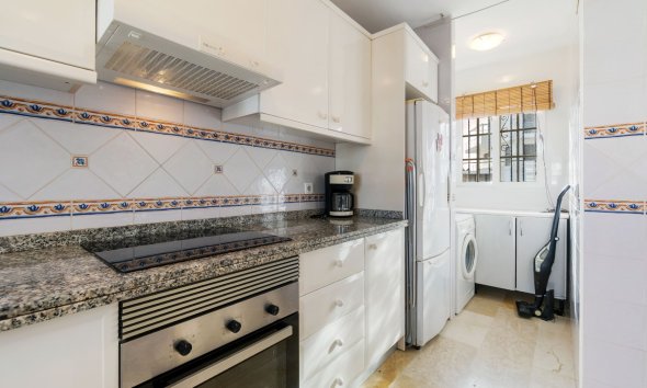 Reventa - Villa -
Villamartín