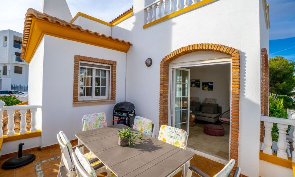 Reventa - Villa -
Villamartín