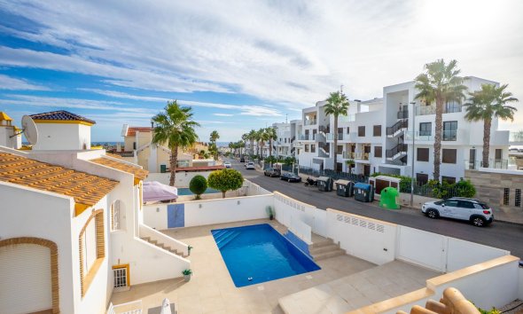 Reventa - Villa -
Villamartín