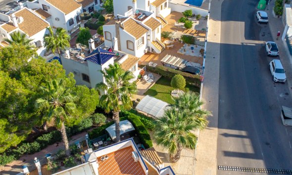 Reventa - Villa -
Villamartín