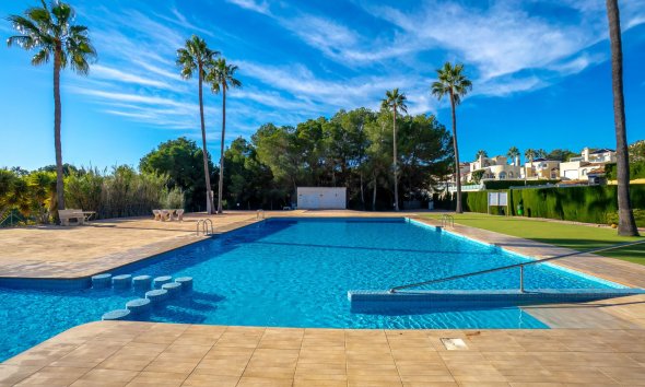 Reventa - Villa -
Villamartín