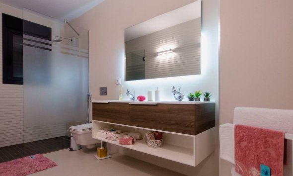 Nybyggeri - Villa -
Dehesa de Campoamor