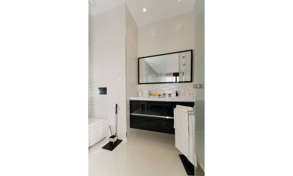 Nybyggeri - Villa -
Dehesa de Campoamor