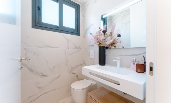 Reventa - Villa -
San Miguel de Salinas