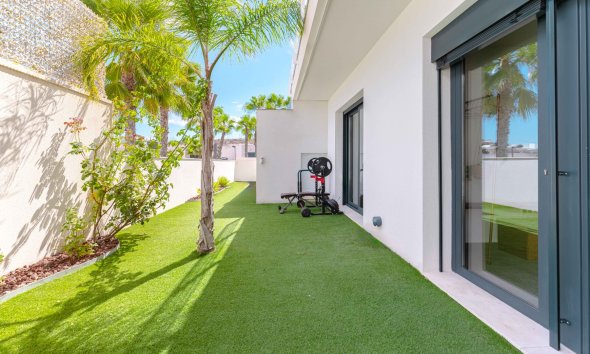 Reventa - Villa -
San Miguel de Salinas