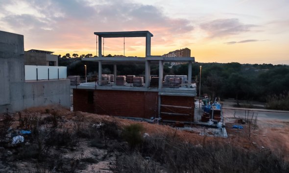 Obra nueva - Villa -
Dehesa de Campoamor