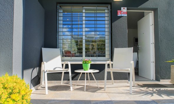 Gensalg - Rækkehus -
Torrevieja - Aguas Nuevas