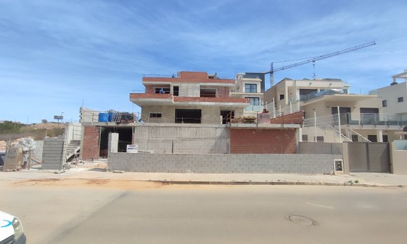 Obra nueva - Villa -
Dehesa de Campoamor