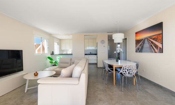 Gensalg - Lejlighed -
Orihuela Costa - Villamartín