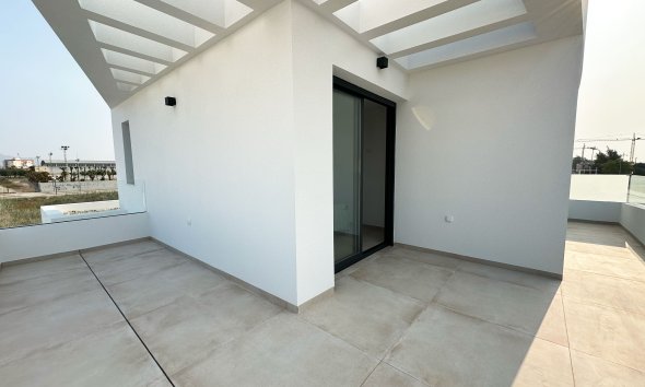 Obra nueva - Villa -
Dolores