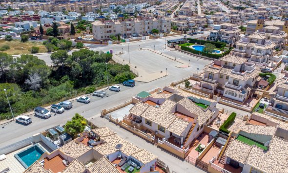 Gensalg - Rækkehus -
Orihuela Costa - Lomas De Cabo Roig