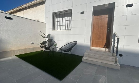 Obra nueva - Adosado -
San Javier