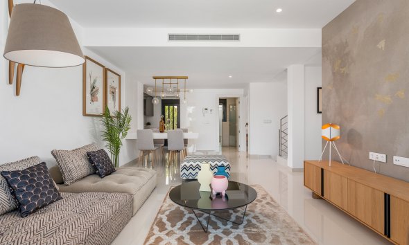 Obra nueva - Villa -
Playa Paraiso