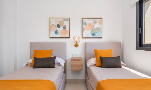 Obra nueva - Villa -
Playa Paraiso