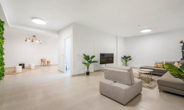 Obra nueva - Villa -
Playa Paraiso