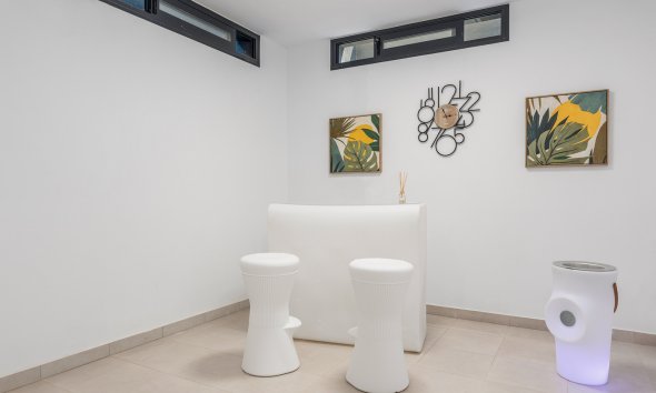Obra nueva - Villa -
Playa Paraiso