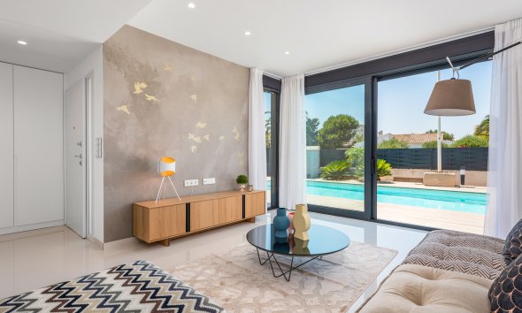 Obra nueva - Villa -
Playa Paraiso