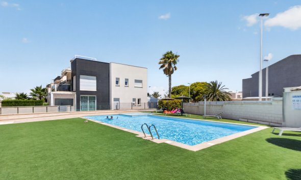Gensalg - Lejlighed -
Torrevieja