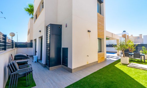 Gensalg - Villa -
Torrevieja