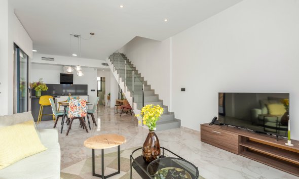 Obra nueva - Villa -
Benijofar