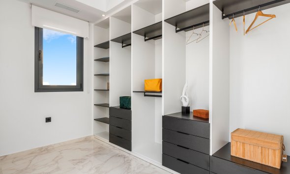 Obra nueva - Villa -
Benijofar