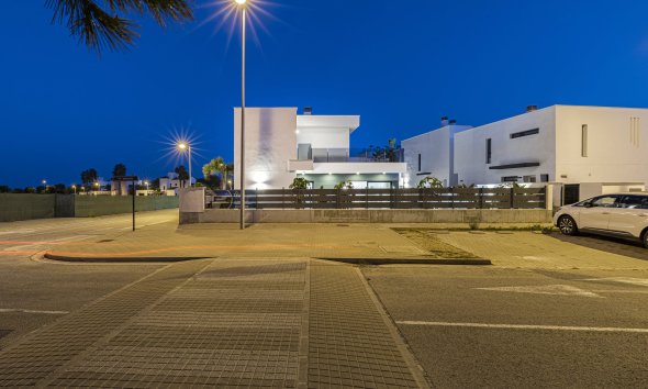 Obra nueva - Villa -
San Javier